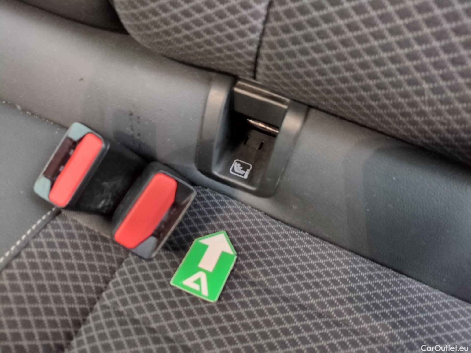  Renault  Arkana RENAULT  / 2021 / 5P / SUV Intens TCe 140 EDC -21B #2