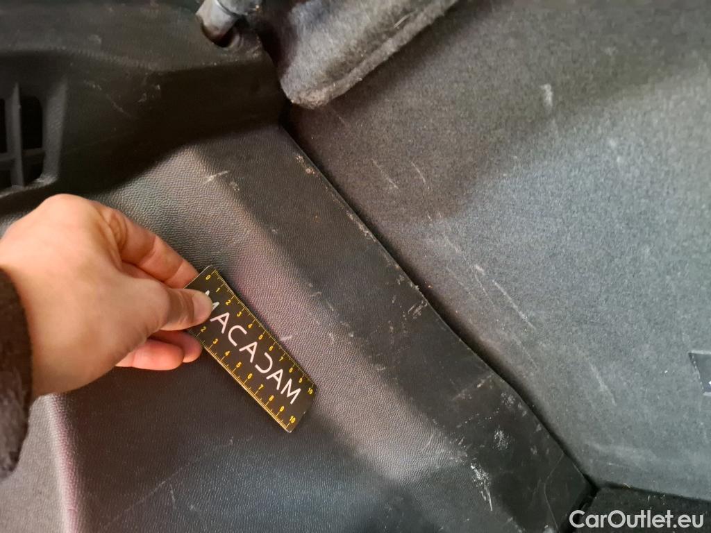  Peugeot  2008  Allure Business 1.5 HDi 110CV BVM6 E6d #33