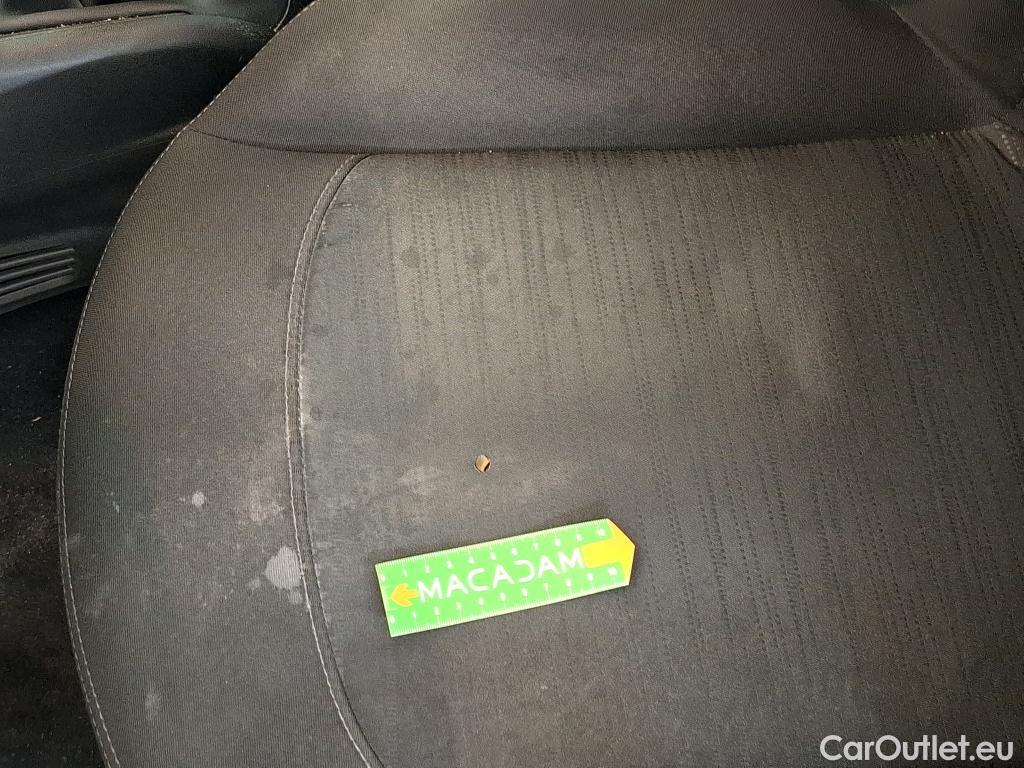  Peugeot  208  Affaire Premium Pack 1.5 HDi 100CV BVM5 E6dT #24