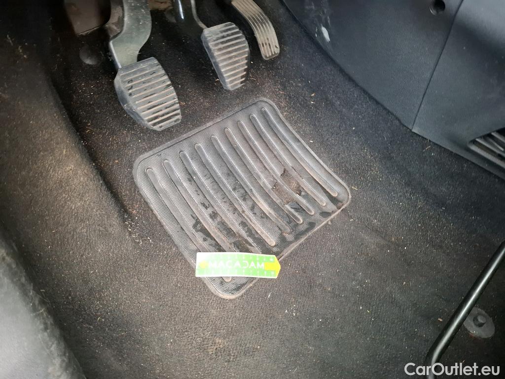  Peugeot  208  Active 1.2 PureTech 80CV BVM5 E6 #1