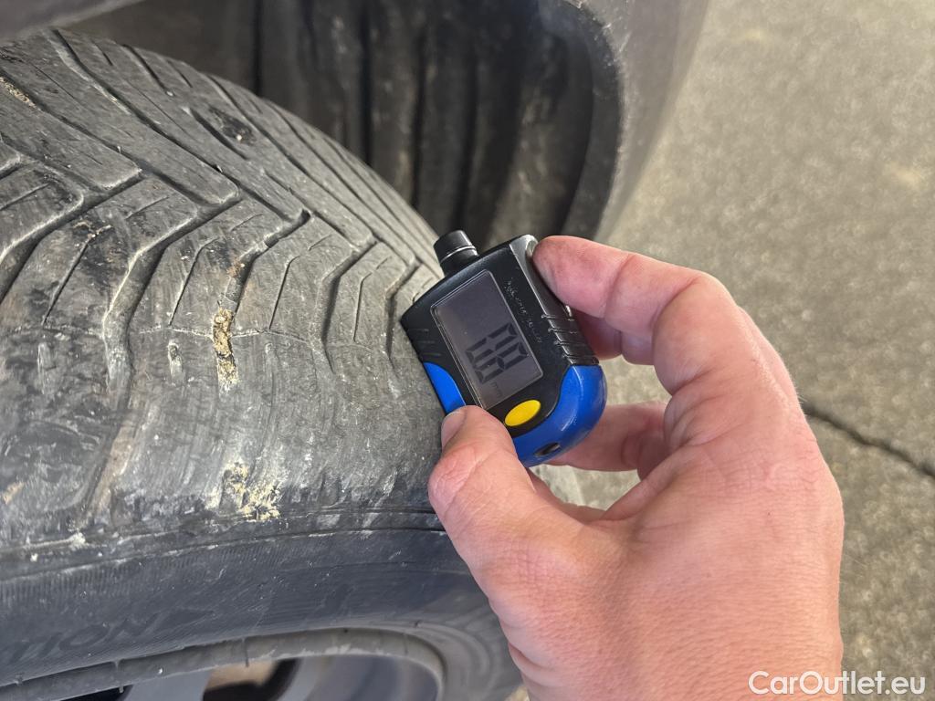  Peugeot  208  (e-) Active Business 50kWh BVA #13