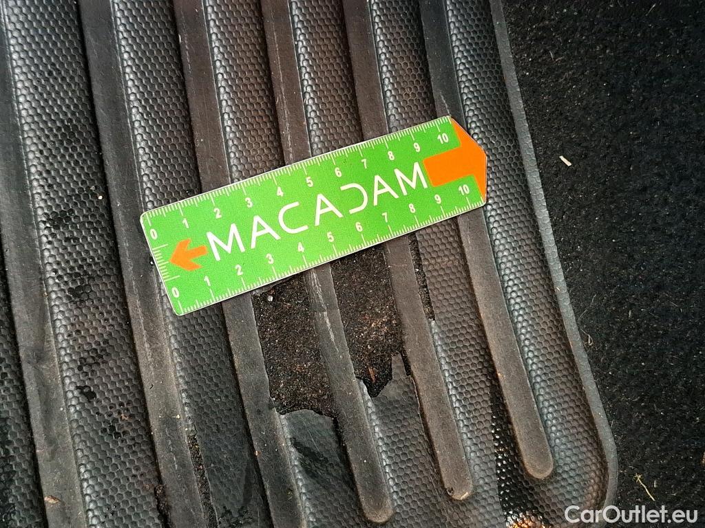  Peugeot  208  Active 1.2 PureTech 80CV BVM5 E6 #2