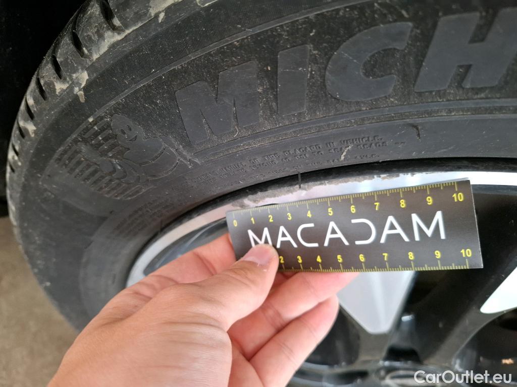  Opel   Grandland X Grandland X Elegance Business 1.5 130CV BVA8 E6d #18