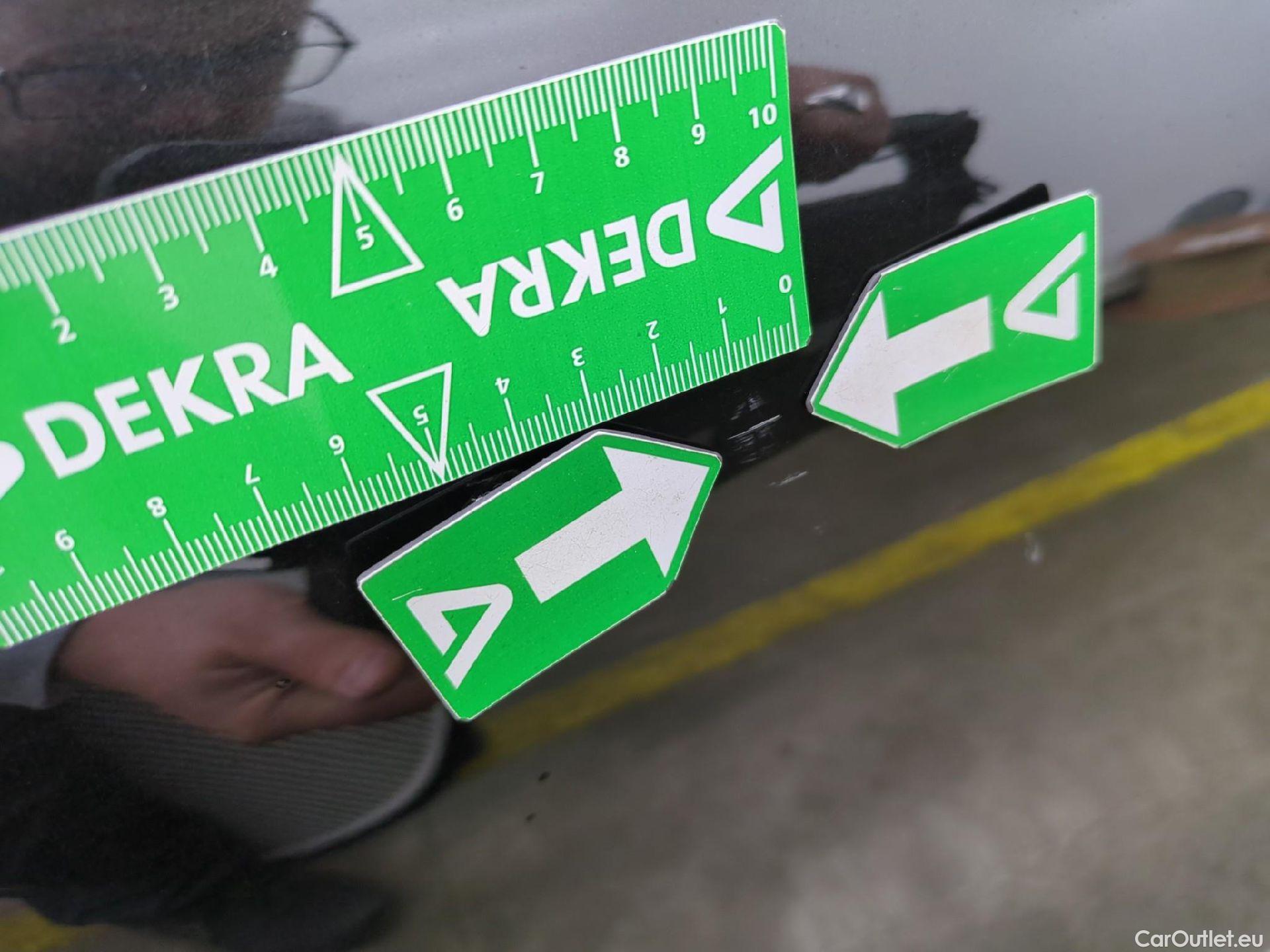  Renault  Arkana RENAULT  / 2021 / 5P / SUV Intens TCe 140 EDC -21B #19