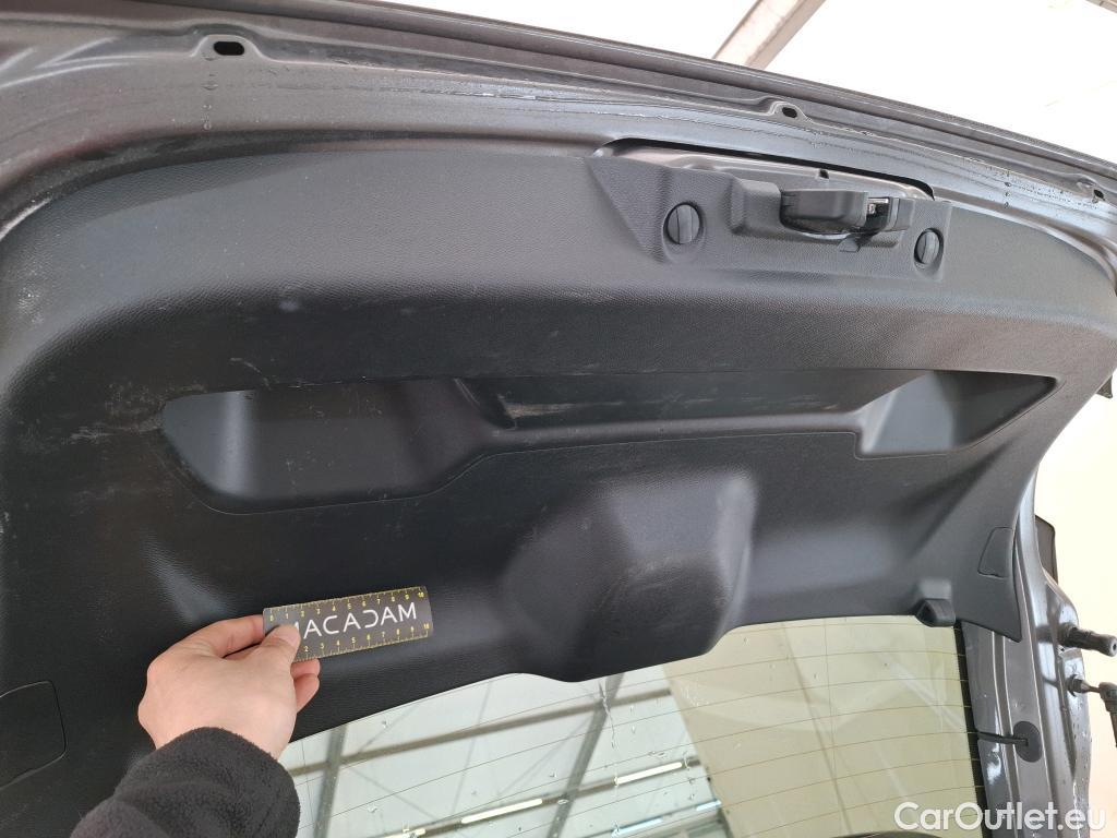  Peugeot  208  Allure Business 1.2 PureTech 100CV BVA8 E6d #40