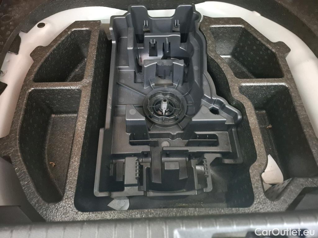  Peugeot  208  Premium 1.5 HDi 100CV BVM6 E6d #29