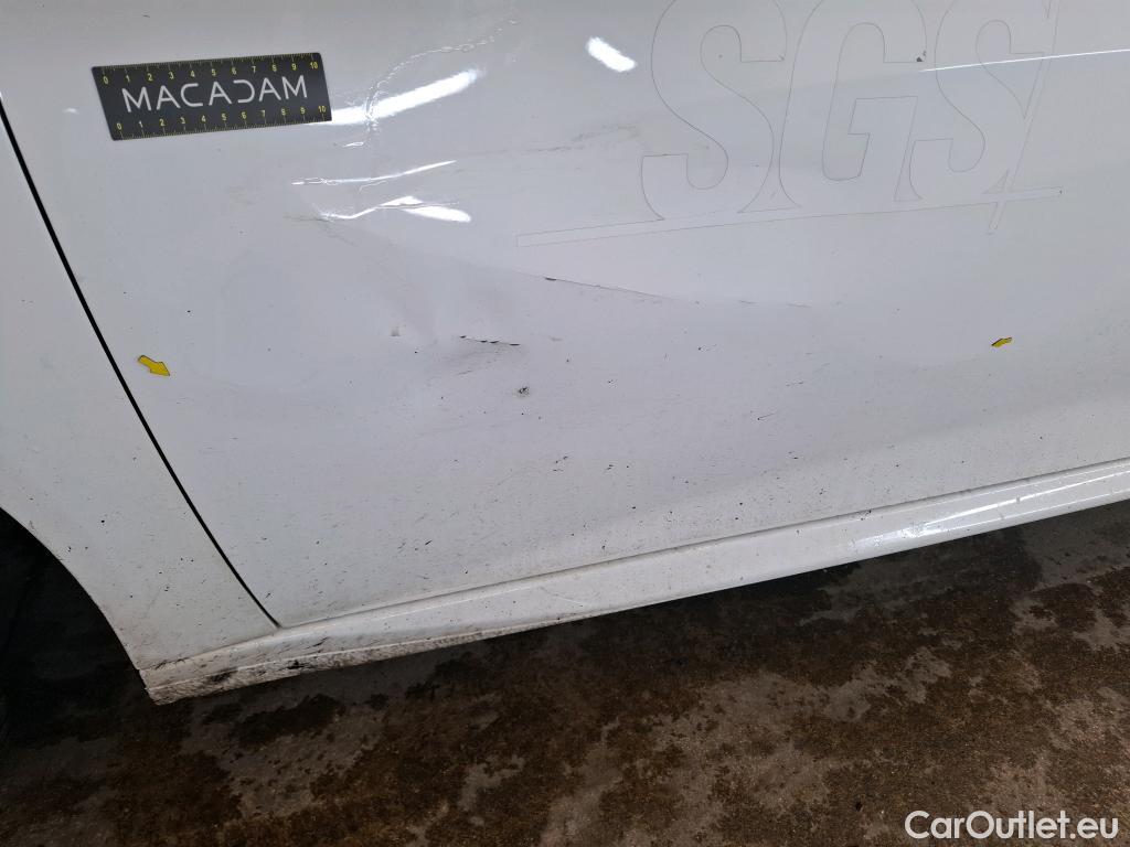  Peugeot  208  Premium 1.5 HDi 100CV BVM6 E6d #2