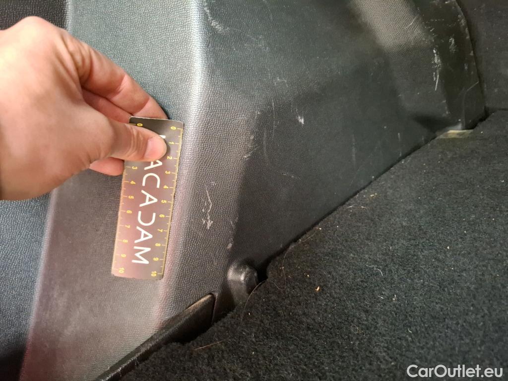  Peugeot  2008  Allure Business 1.5 HDi 110CV BVM6 E6d #30