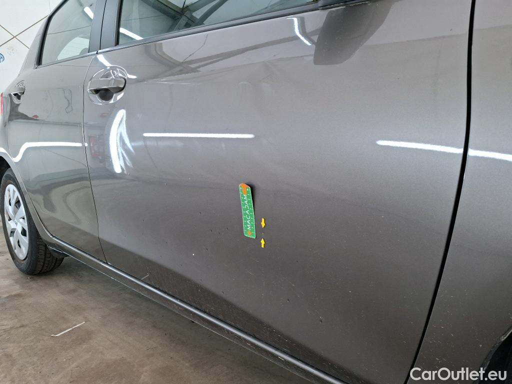  Toyota  Yaris TOYOTA  Hybride / 2017 / 5P / Berline 1.5 VVT-I HYBRID France #13