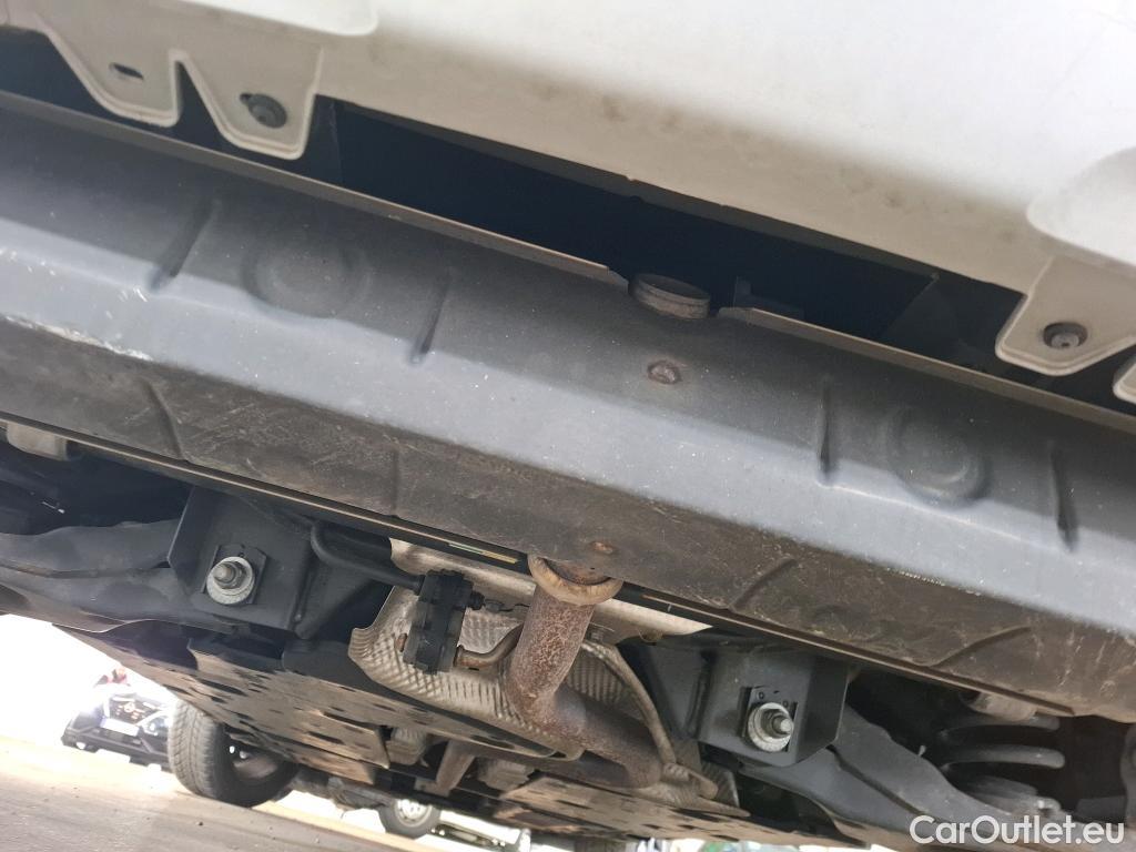  Renault  Captur RENAULT   2019  5P  SUV Intens ETECH Plugin 160 21 #31