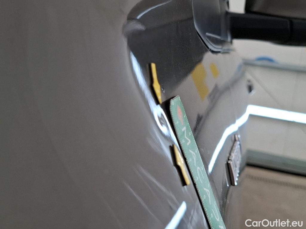  Toyota  Yaris TOYOTA  Hybride / 2017 / 5P / Berline 1.5 VVT-I HYBRID France #25