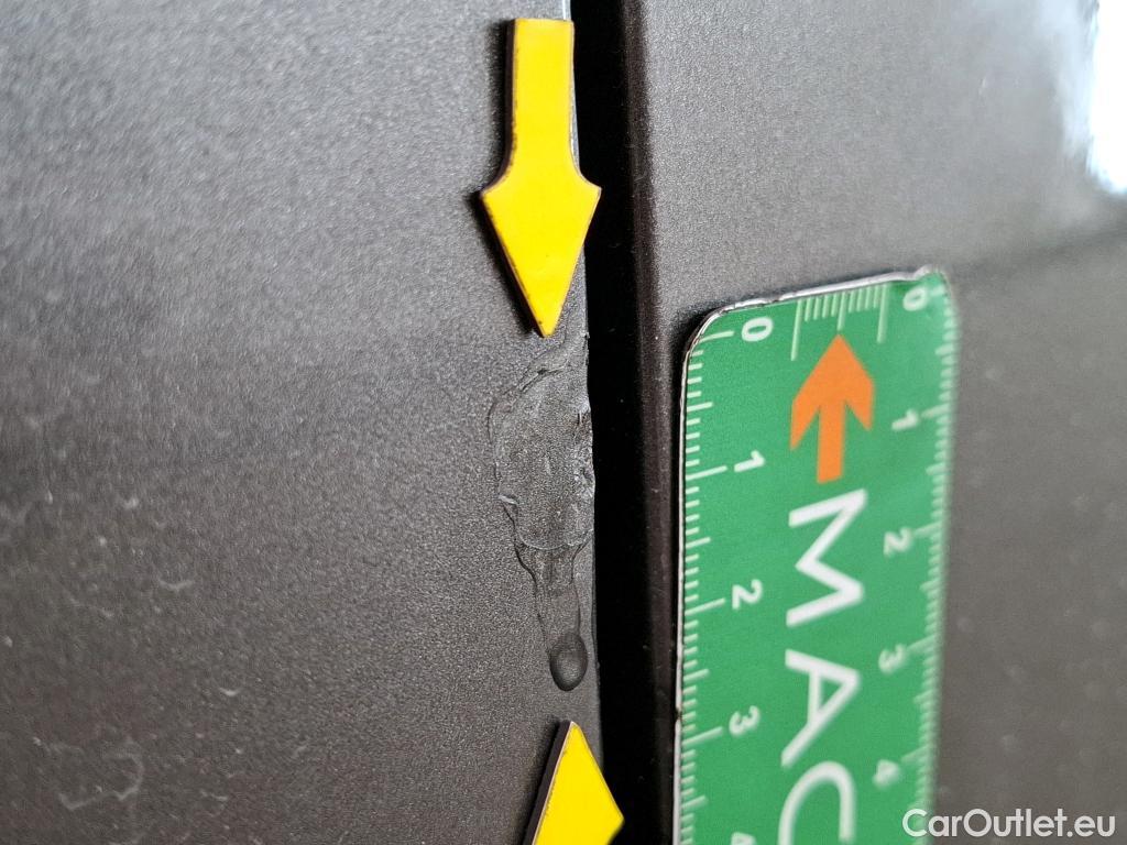  Toyota  Yaris TOYOTA  Hybride / 2017 / 5P / Berline 1.5 VVT-I HYBRID France #4