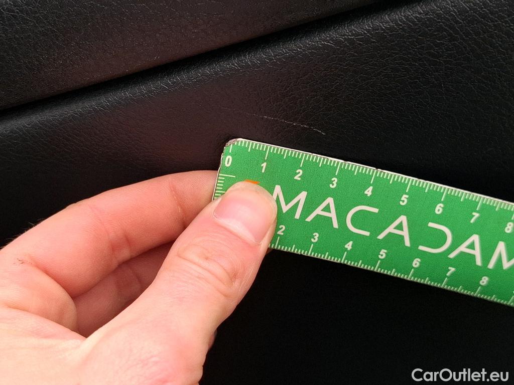  Toyota  Yaris TOYOTA  Hybride / 2017 / 5P / Berline 1.5 VVT-I HYBRID France #10