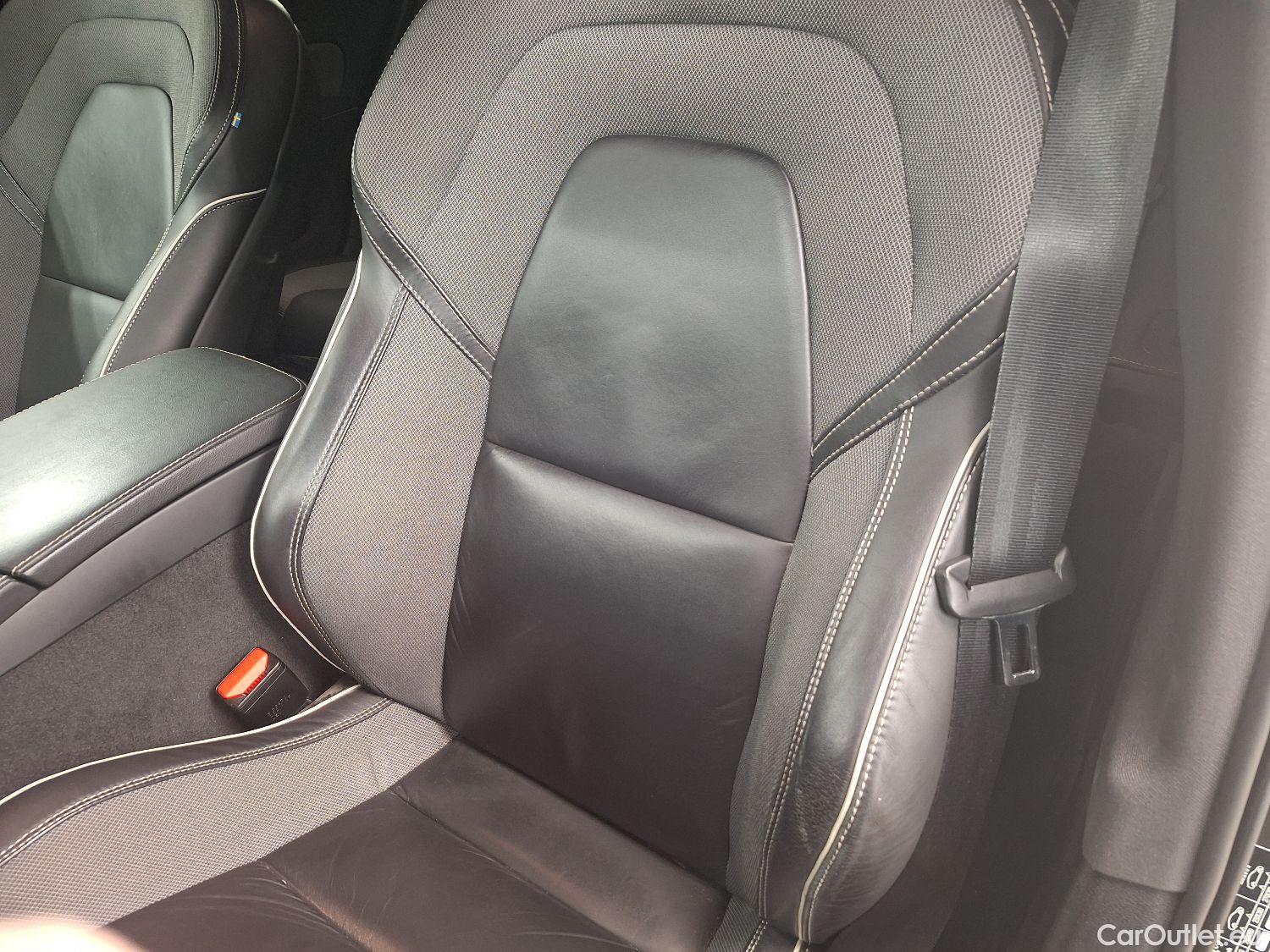  Volvo  V60 Volvo,  '18, Volvo  T6 Recharge 4x4 Geartronic R-Design 5d #19