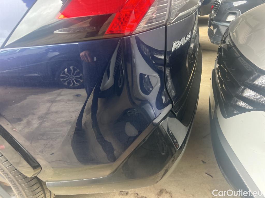  Toyota  RAV4 TOYOTA  / 2018 / 5P / todoterreno 2.5l Feel! #18