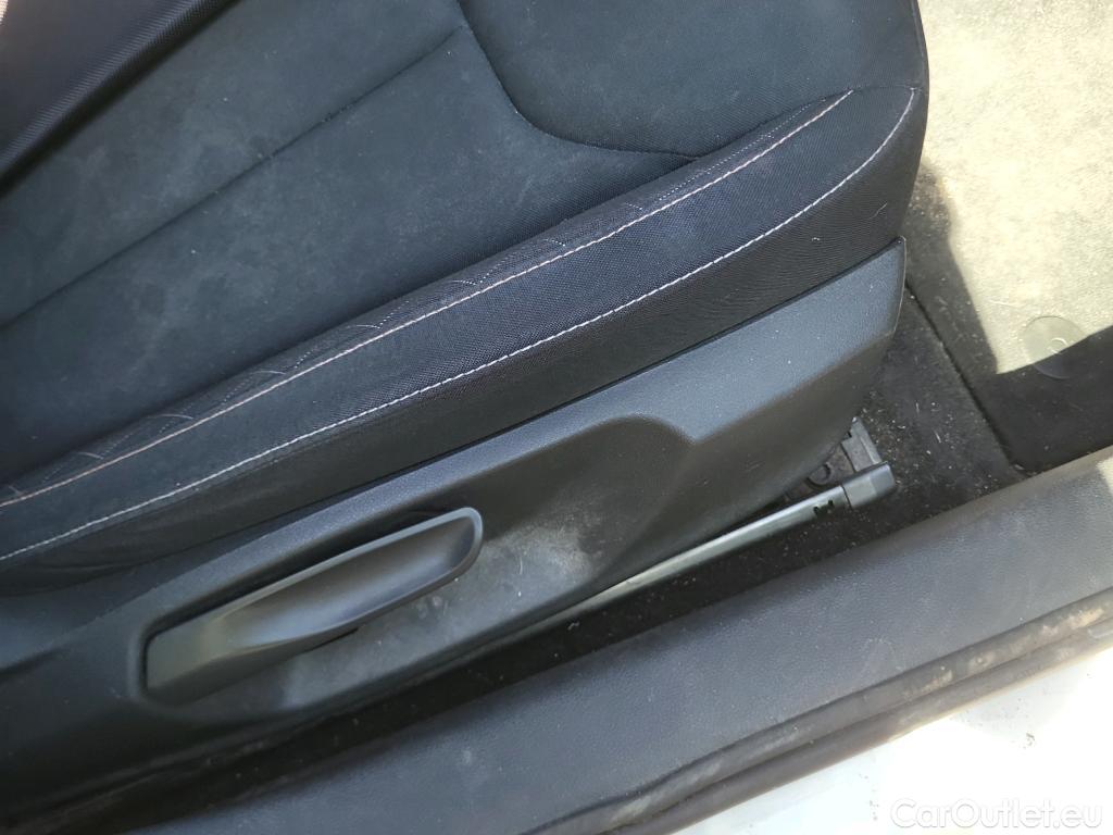  Skoda  KAMIQ SKODA  1.0 TSI 81kW (110CV) DSG Ambition #11