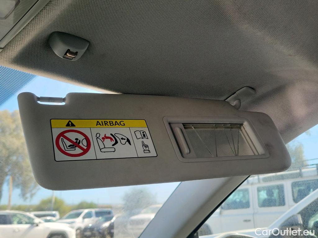  Skoda  KAMIQ SKODA  1.0 TSI 81kW (110CV) DSG Ambition #29