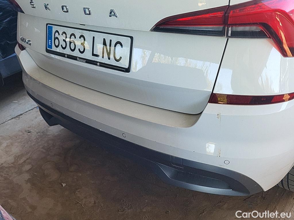  Skoda  KAMIQ SKODA  1.0 TSI 81kW (110CV) DSG Ambition #31