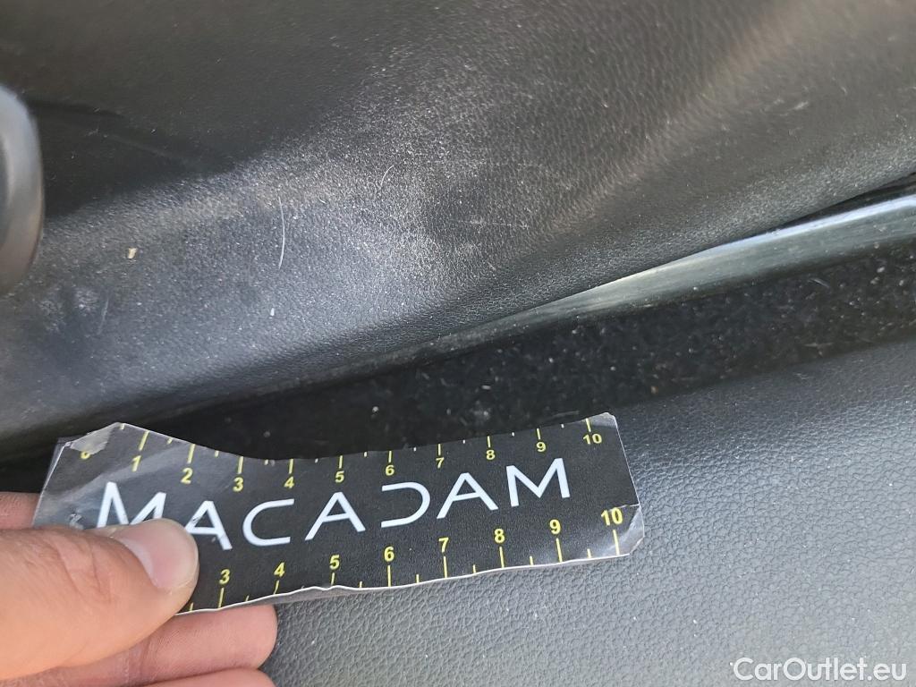  Skoda  KAMIQ SKODA  1.0 TSI 81kW (110CV) DSG Ambition #12