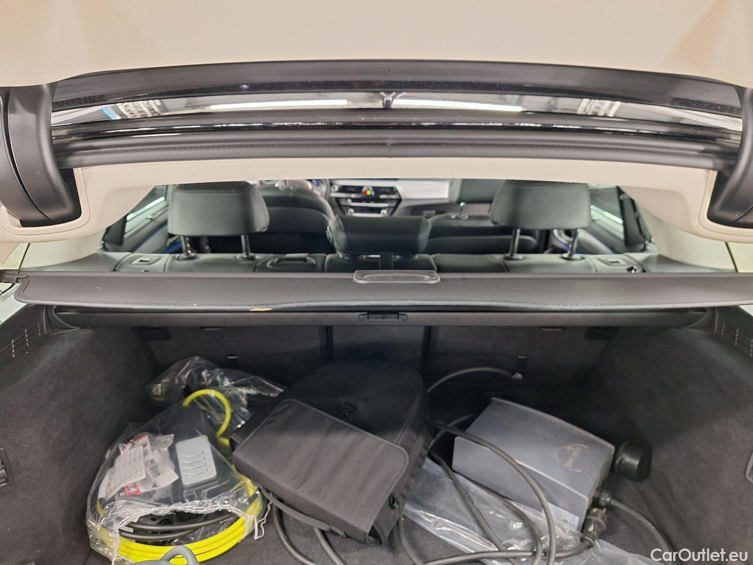  Bmw  Serie 5 BMW, 5-ser To FL'20 PHEV, BMW 5 Reeks Touring 520e 150kW 5d #31