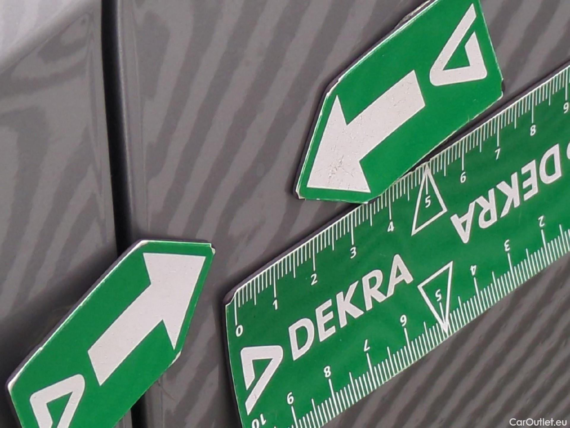  Bmw  X1 BMW  / 2022 / 5P / SUV sDrive18i Business Design DKG7 #18