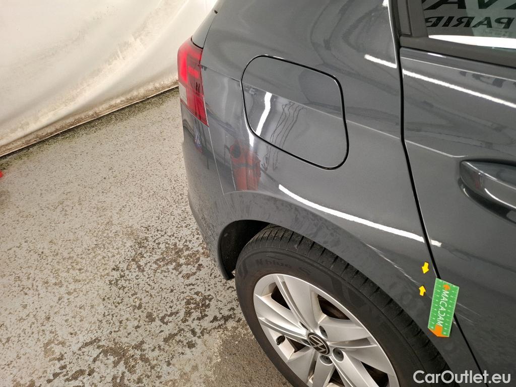  Volkswagen  Golf  VOLKSWAGEN / 2020 / 5P / Berline 1.5 eTSI OPF 150 DSG7 Life Busi 1st #1