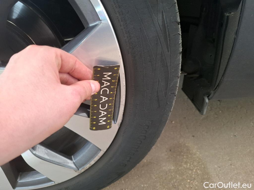  Renault  Megane  IV Berline 5 ptes. Techno 1.5 dCi 115CV BVA7 E6d #28