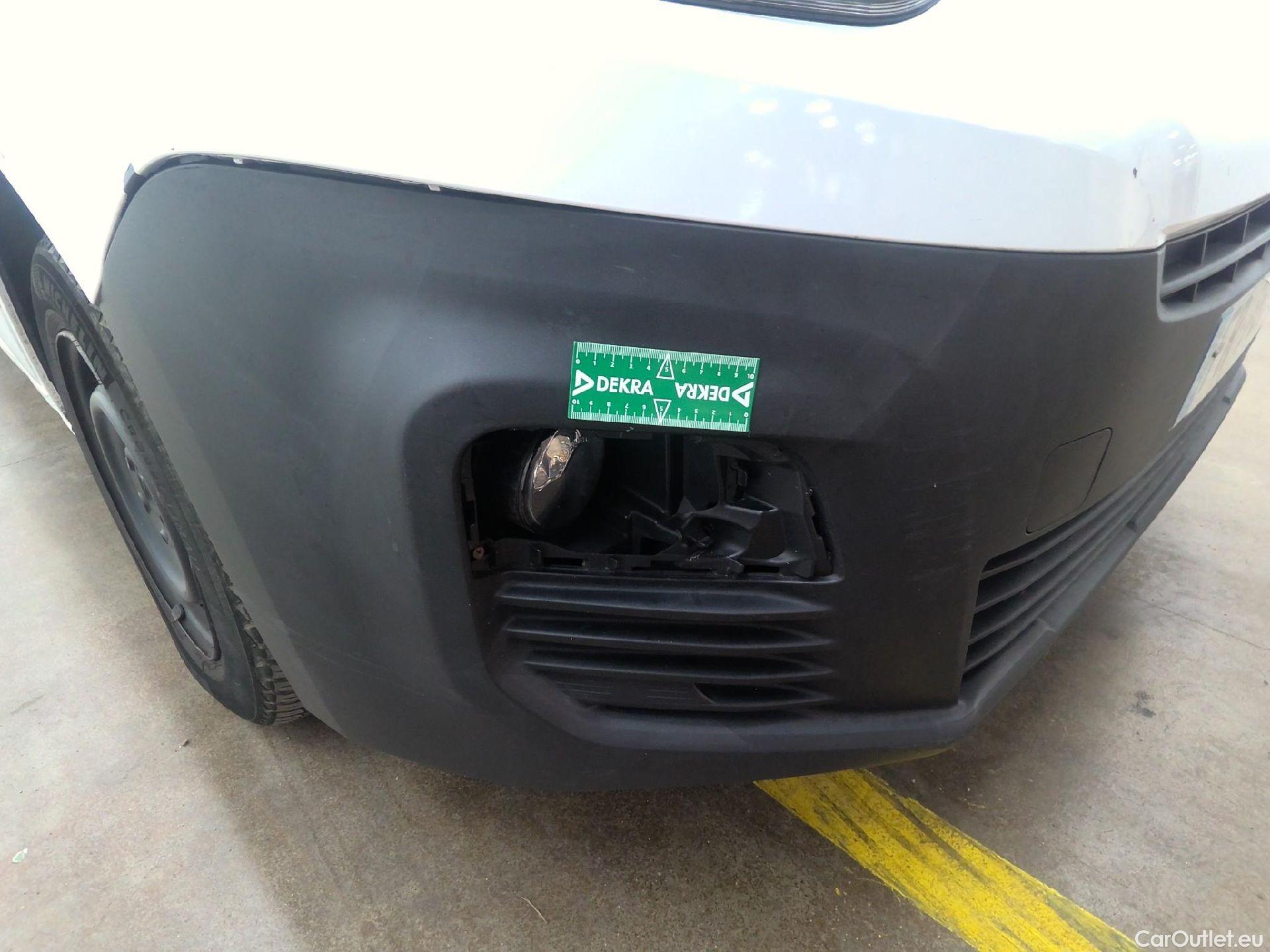  Citroen  Berlingo  Fourgon Club M 650 1.5 BlueHDi 100CV BVM5 E6dT #42