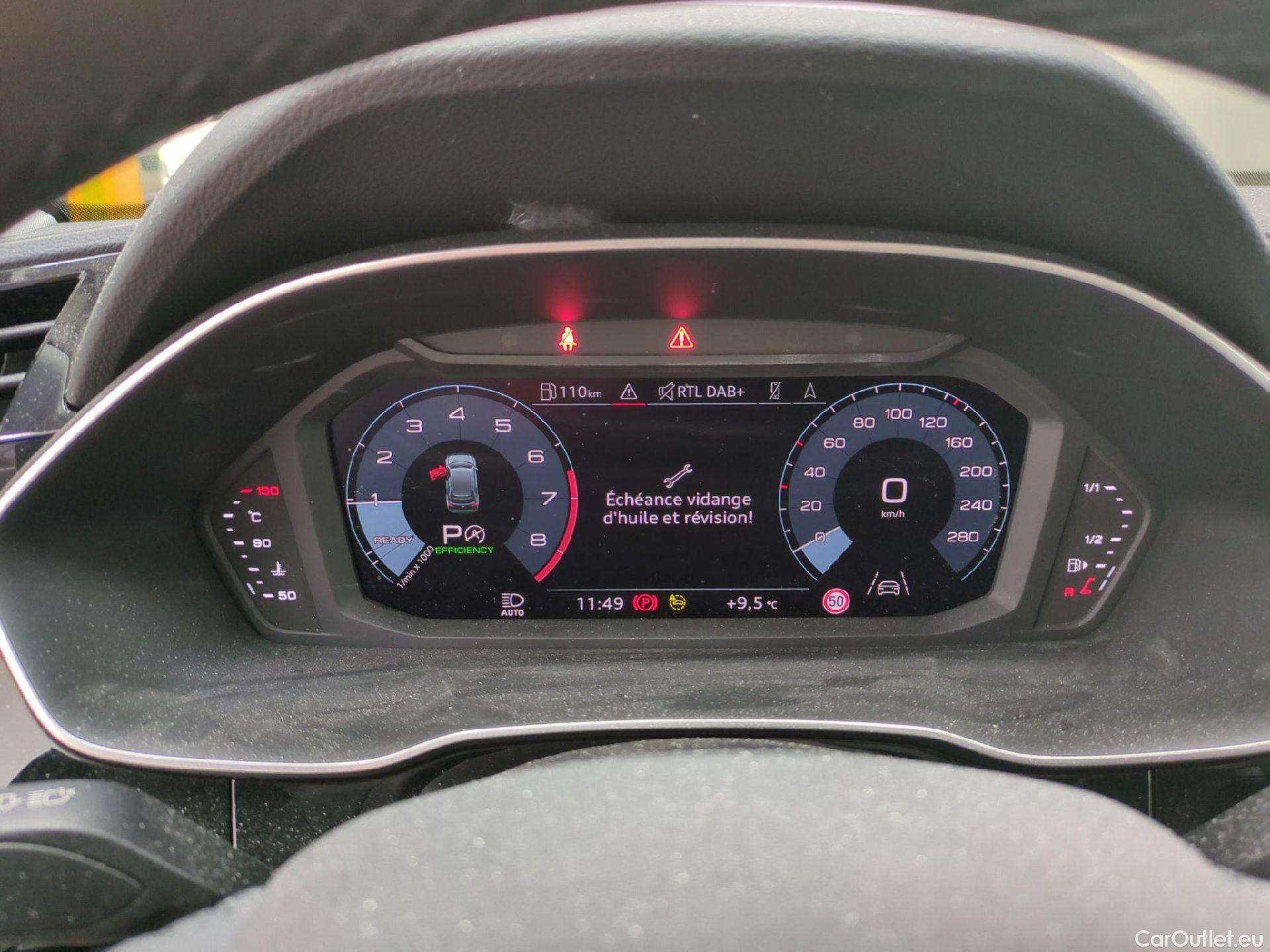  Audi  Q3  35 TFSI Design luxe 1.5 TFSI 150CV BVA7 E6d #1