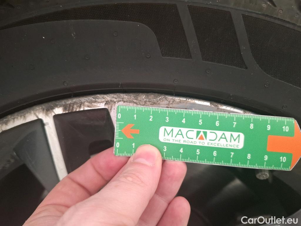  Bmw  Serie 1 Série 1 Berline 118 i Edition Sport 1.5 135CV BVA7 E6d #13