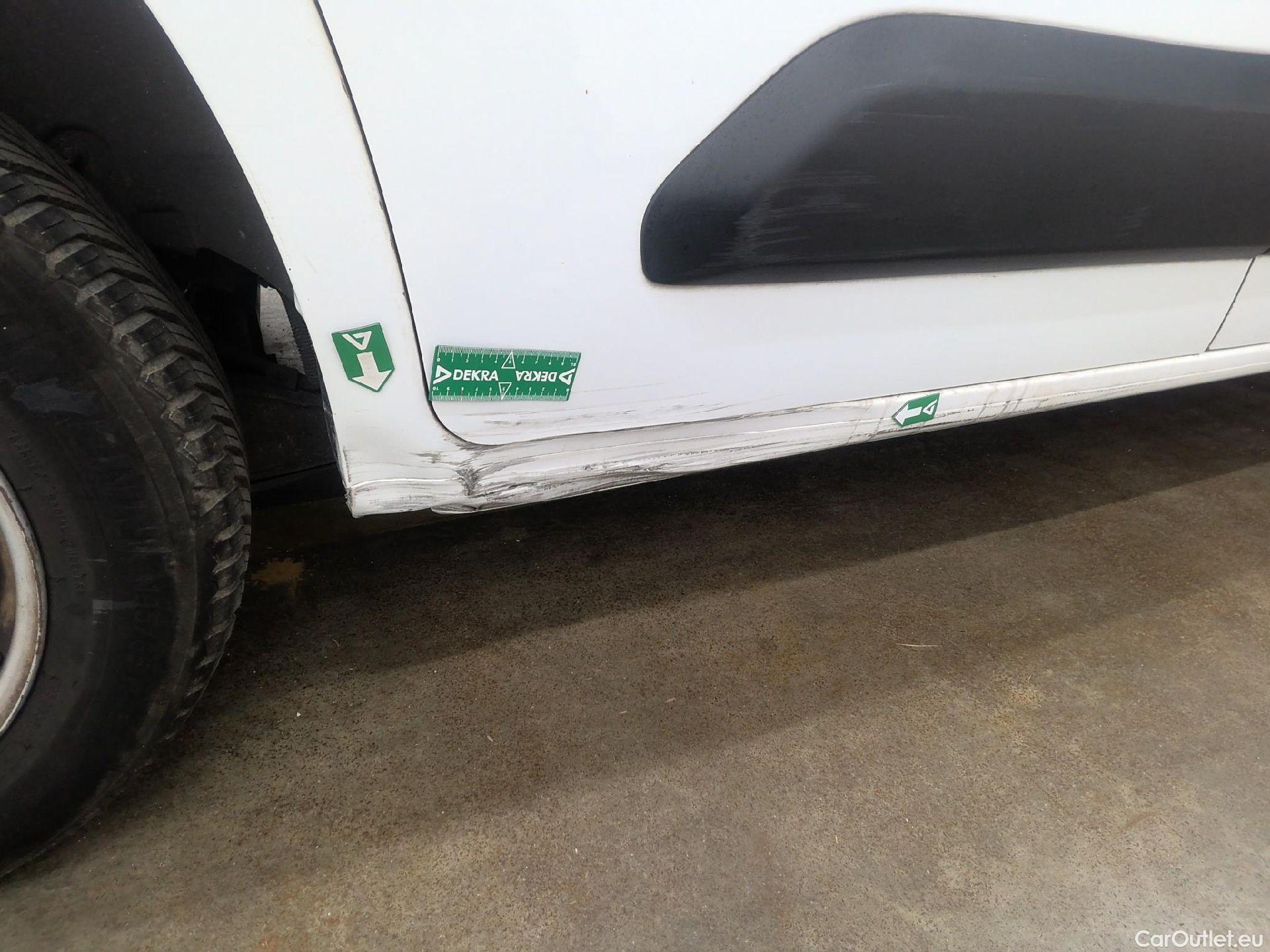  Citroen  Berlingo  Fourgon Club M 650 1.5 BlueHDi 100CV BVM5 E6dT #26