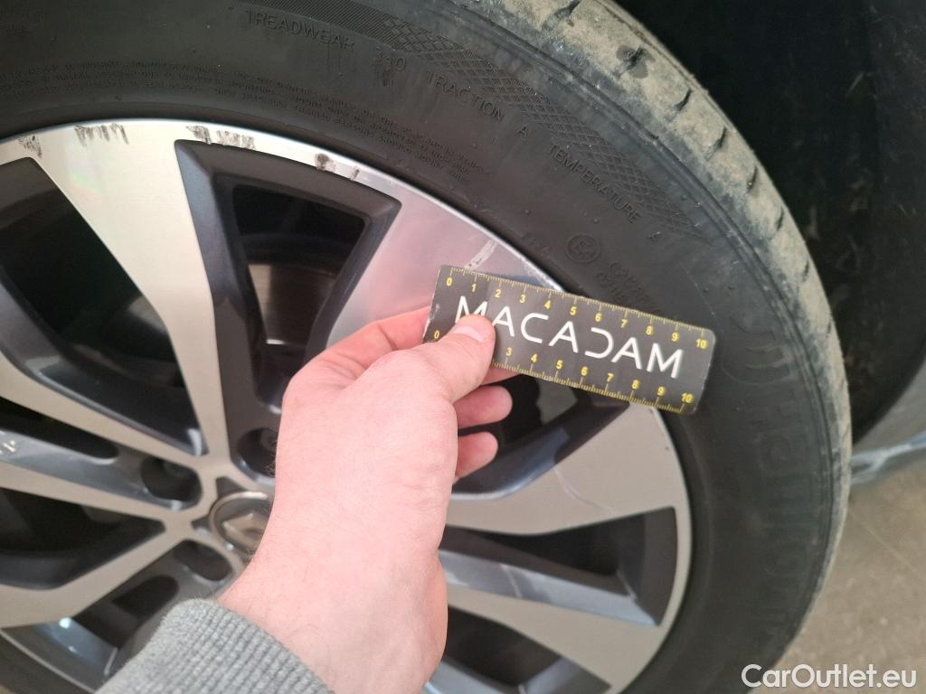  Renault  Megane  IV Berline 5 ptes. Techno 1.5 dCi 115CV BVA7 E6d #36