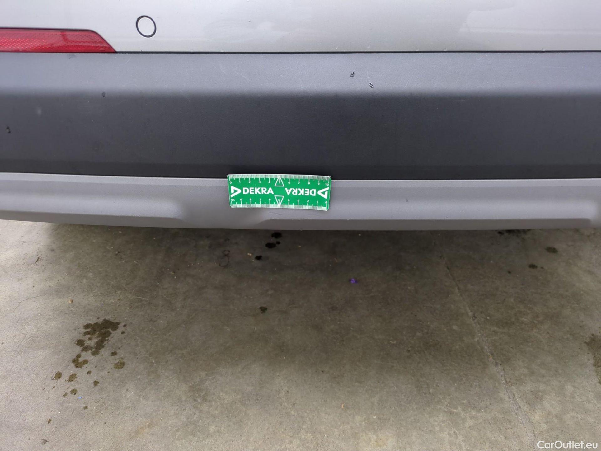  Bmw  X1 BMW  / 2022 / 5P / SUV sDrive18i Business Design DKG7 #25