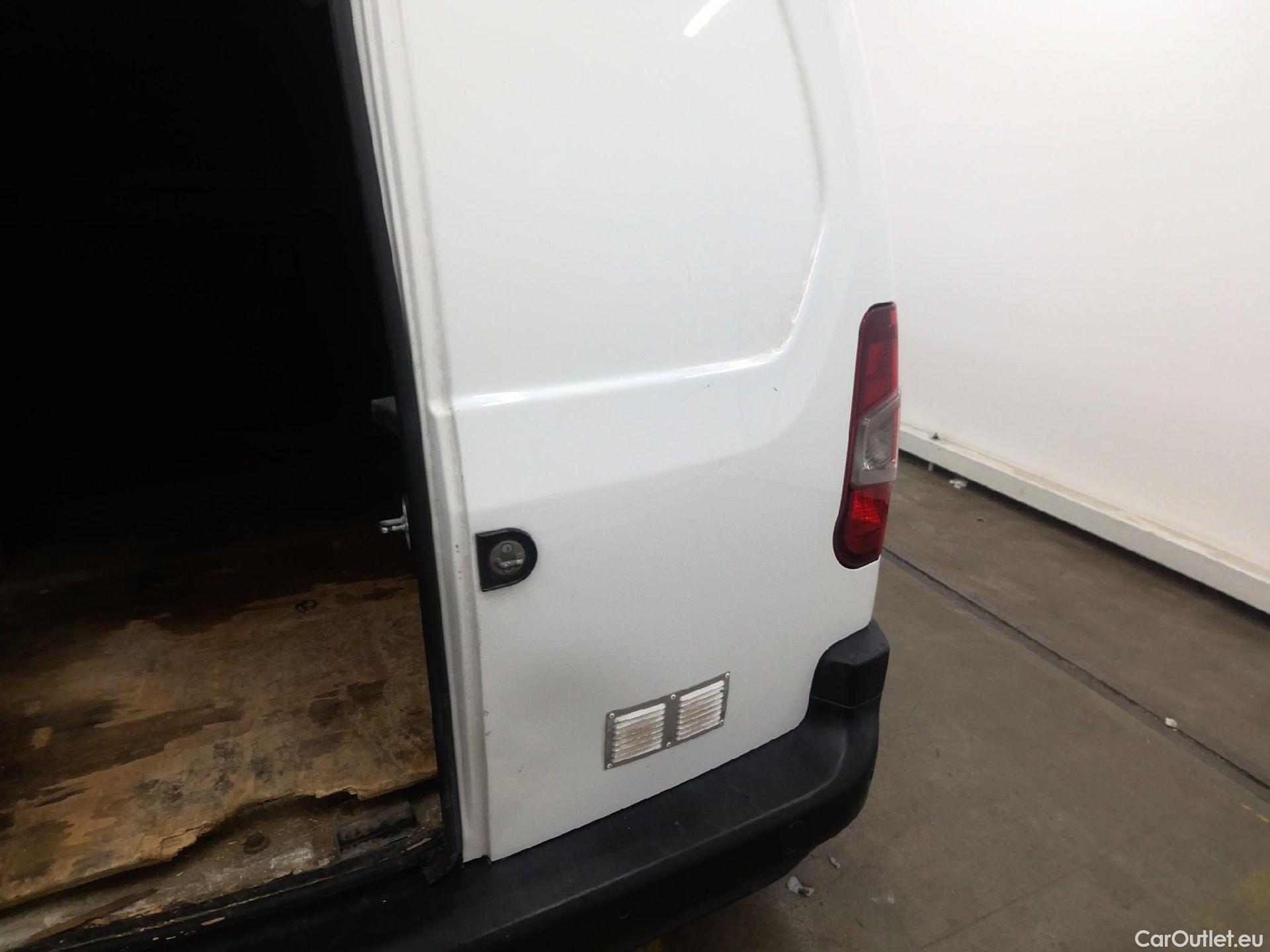  Citroen  Berlingo  Fourgon Club M 650 1.5 BlueHDi 100CV BVM5 E6dT #14