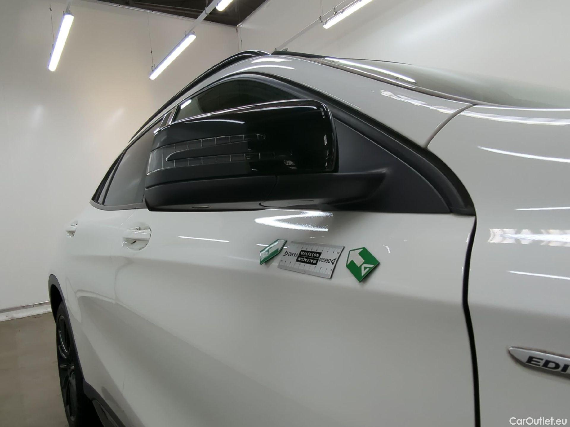  Mercedes  GLA MERCEDES-BENZ Classe  5p SUV  200 Starlight Edition BVA7 #4