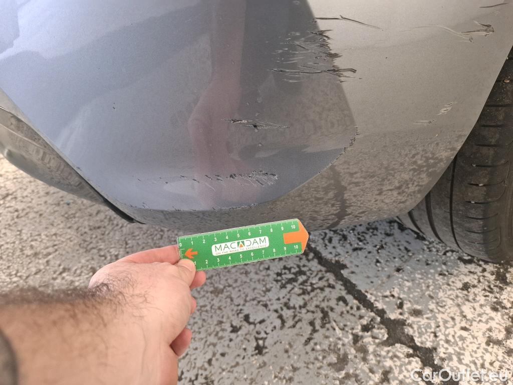  Bmw  Serie 1 Série 1 Berline 118 i Edition Sport 1.5 135CV BVA7 E6d #19