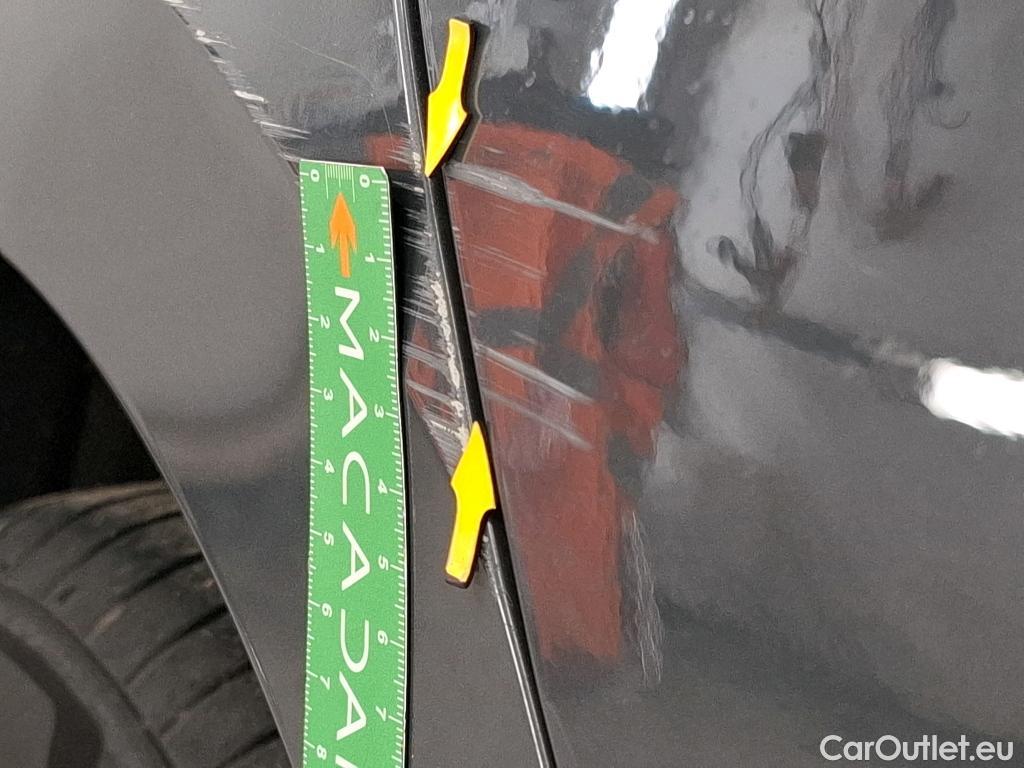  Volkswagen  Golf  VOLKSWAGEN / 2020 / 5P / Berline 1.5 eTSI OPF 150 DSG7 Life Busi 1st #6