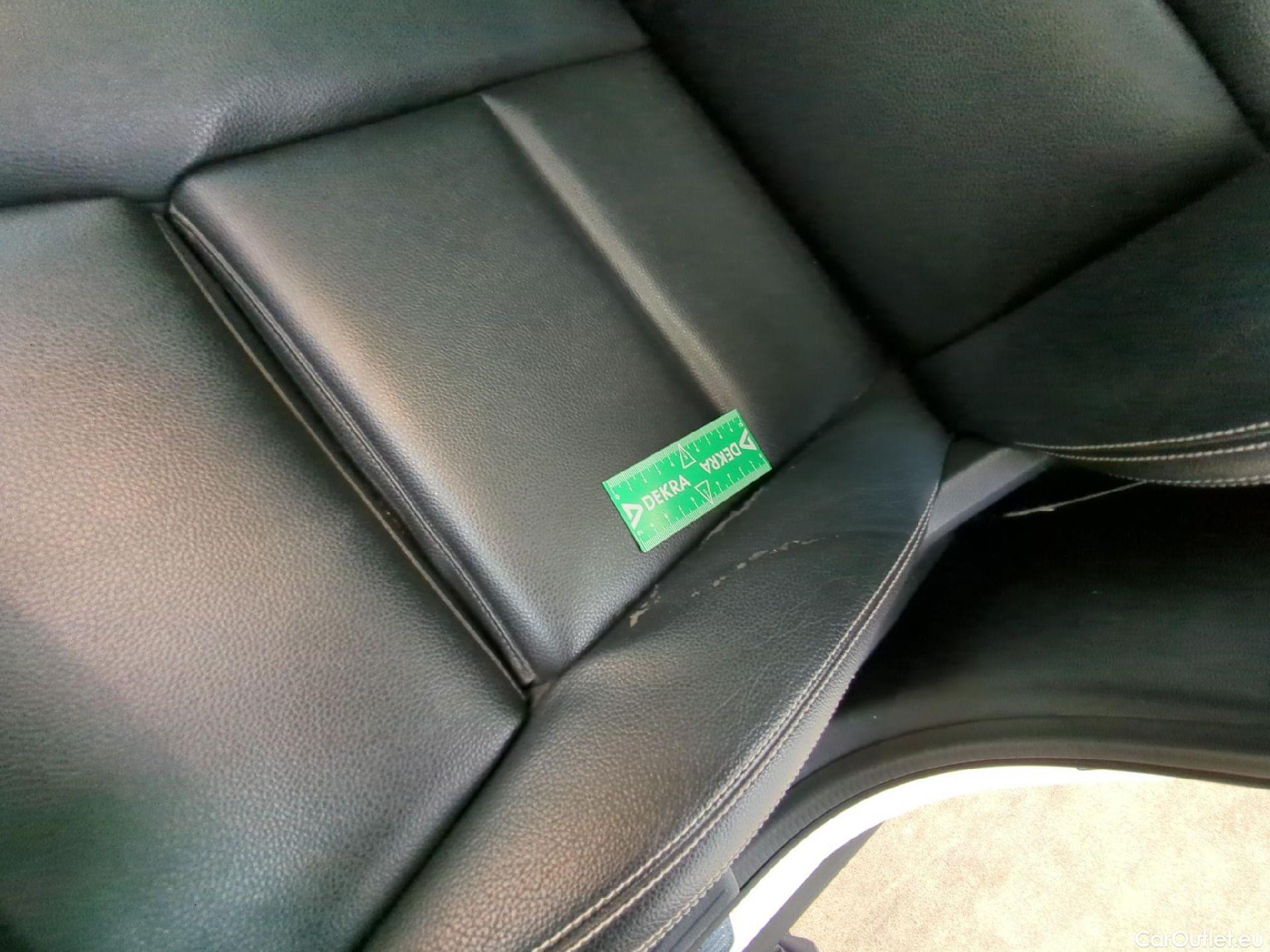  Mercedes  GLA MERCEDES-BENZ Classe  5p SUV  200 Starlight Edition BVA7 #9