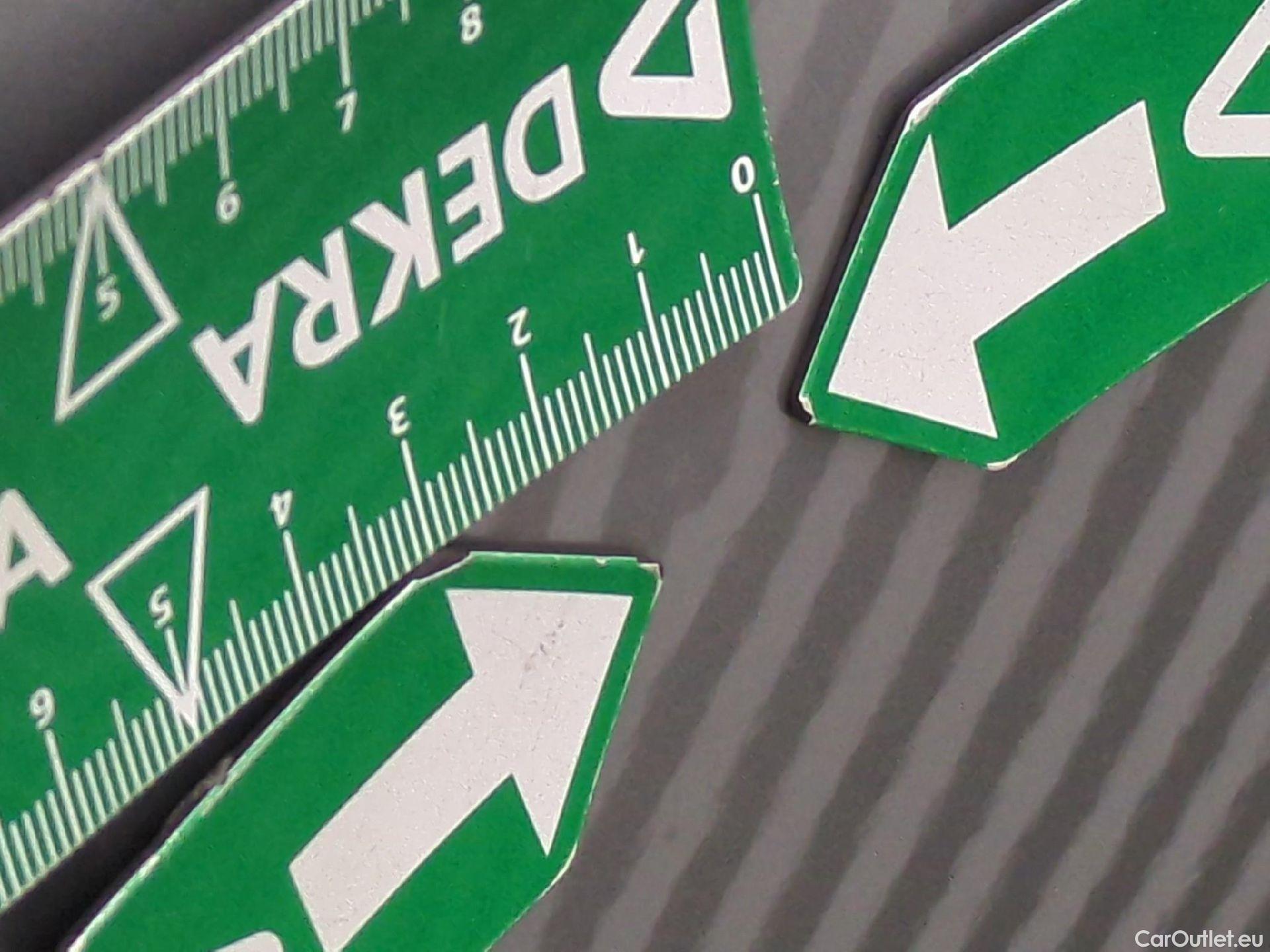  Bmw  X1 BMW  / 2022 / 5P / SUV sDrive18i Business Design DKG7 #17