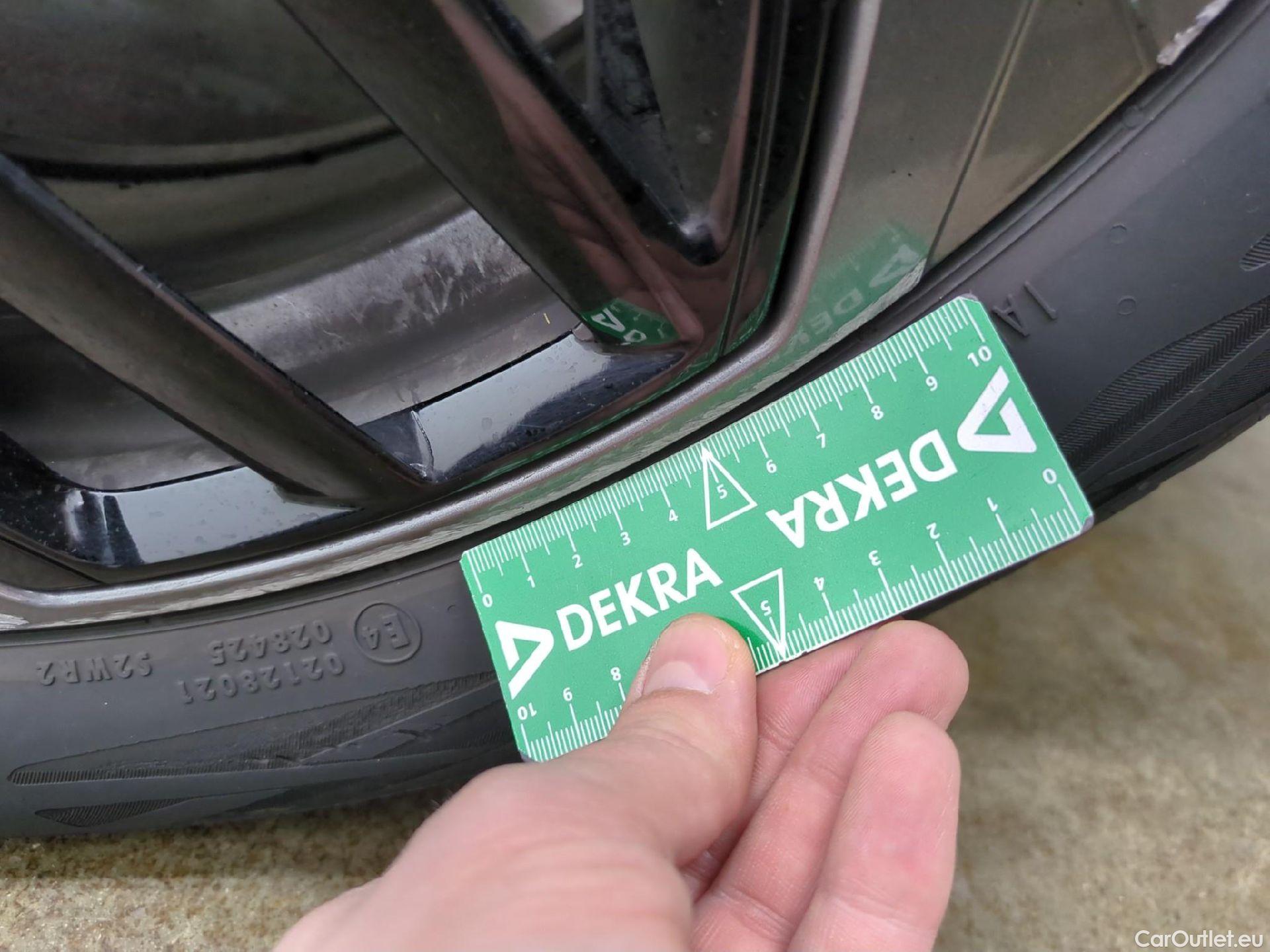  Citroen  C4  X Feel Pack 1.2 PureTech 130CV BVA8 6E #10