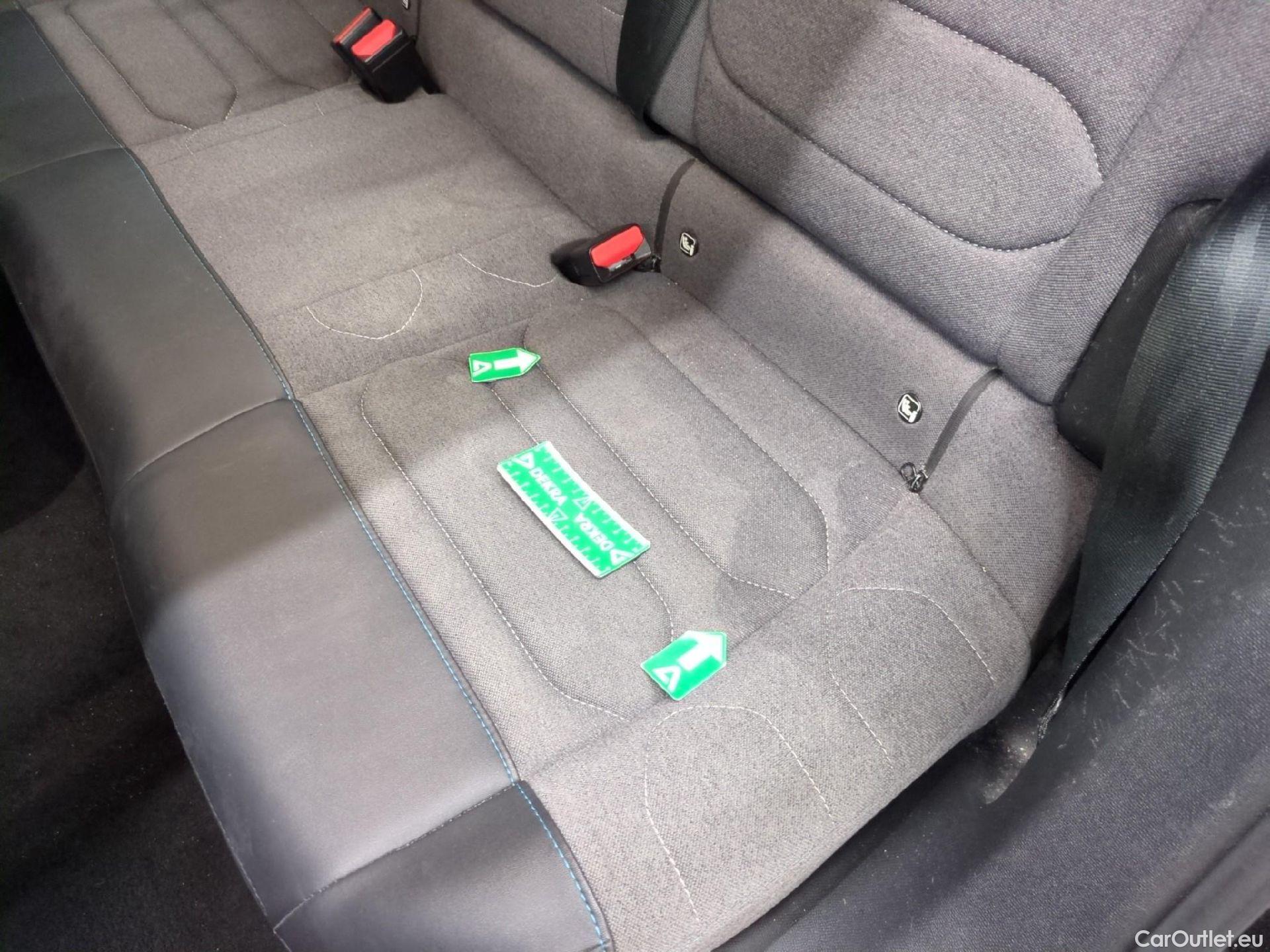  Citroen  C4  X Feel Pack 1.2 PureTech 130CV BVA8 6E #1