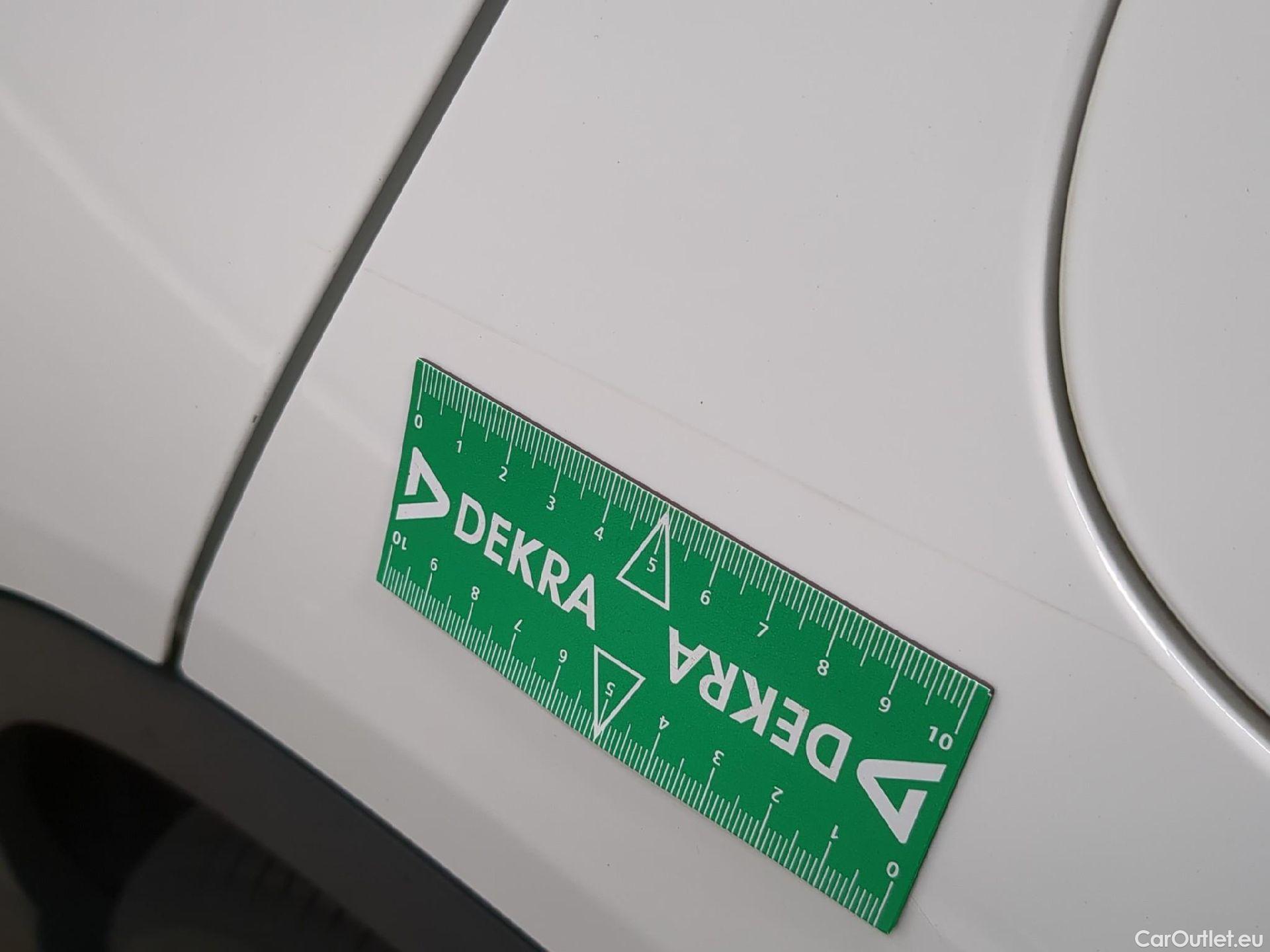  Mercedes  GLA MERCEDES-BENZ Classe  5p SUV  200 Starlight Edition BVA7 #7