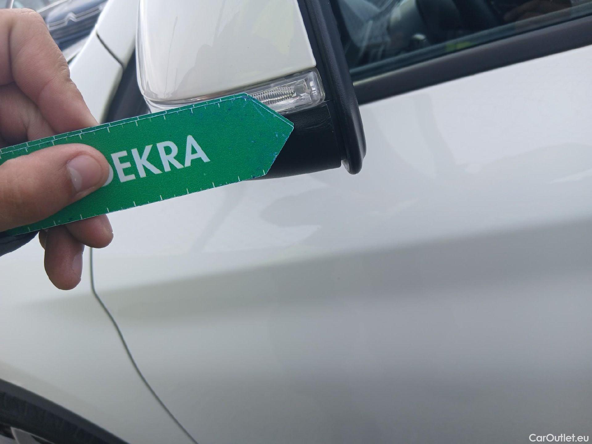  Bmw  X1 BMW  / 2019 / 5P / todoterreno sDrive16d #12