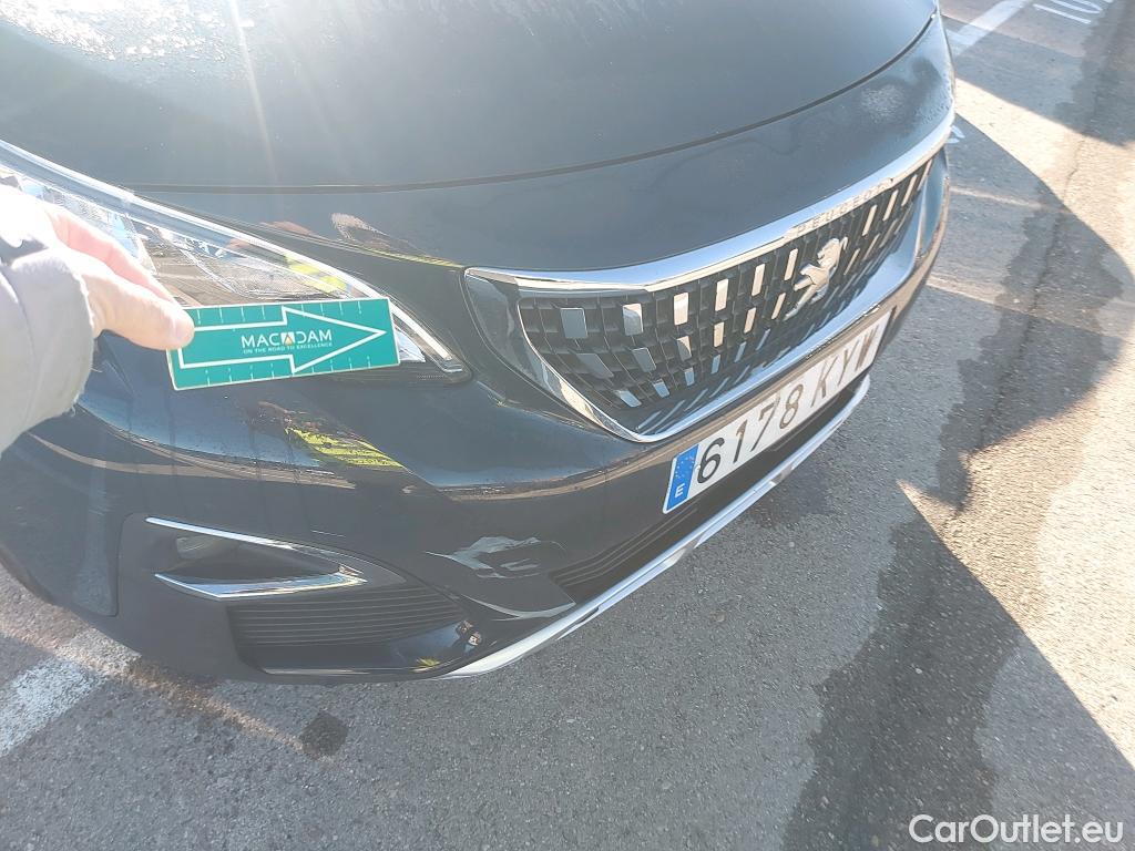  Peugeot  3008 PEUGEOT  / 2016 / 5P / todoterreno 1.2 PURETECH 96KW (130CV) ALLURE S&S #31