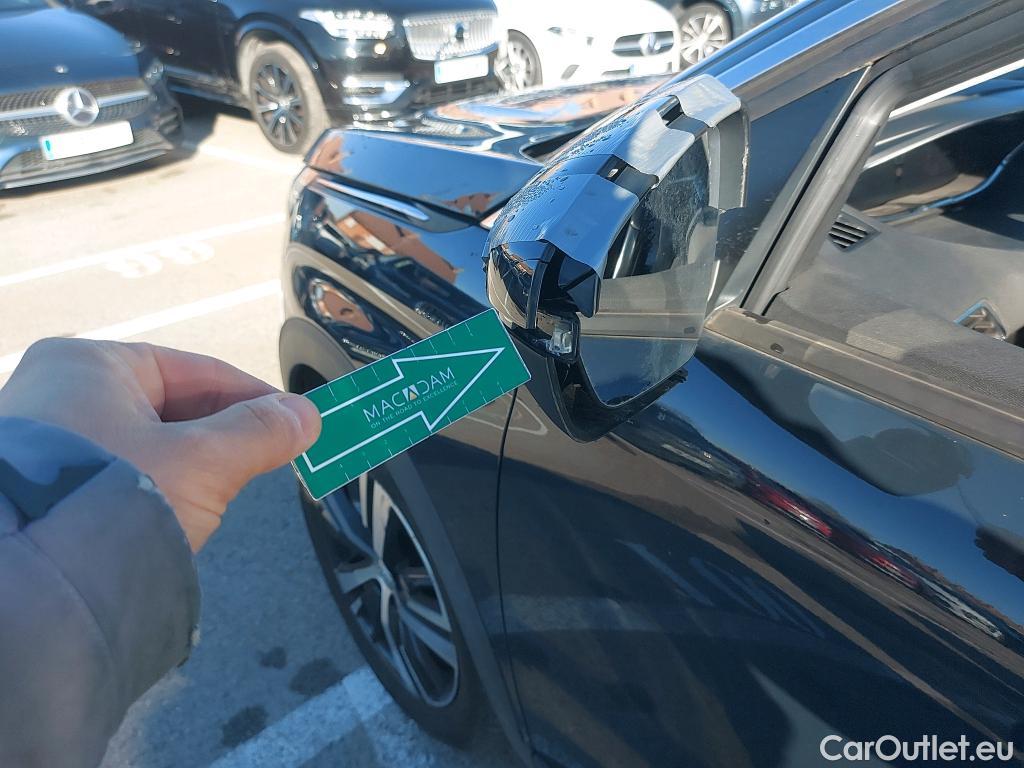  Peugeot  3008 PEUGEOT  / 2016 / 5P / todoterreno 1.2 PURETECH 96KW (130CV) ALLURE S&S #2