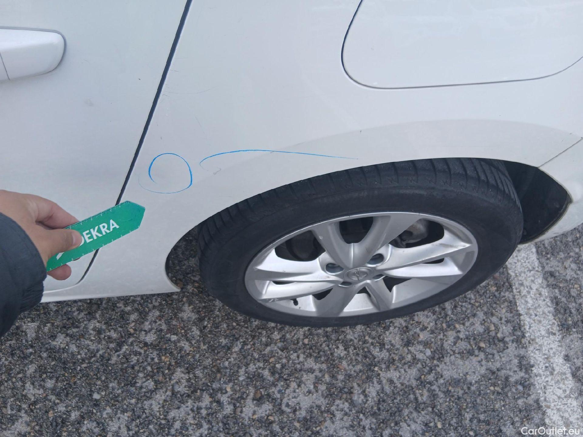  Opel  Corsa OPEL  1.2T XHL 74kW (100CV) Elegance #13