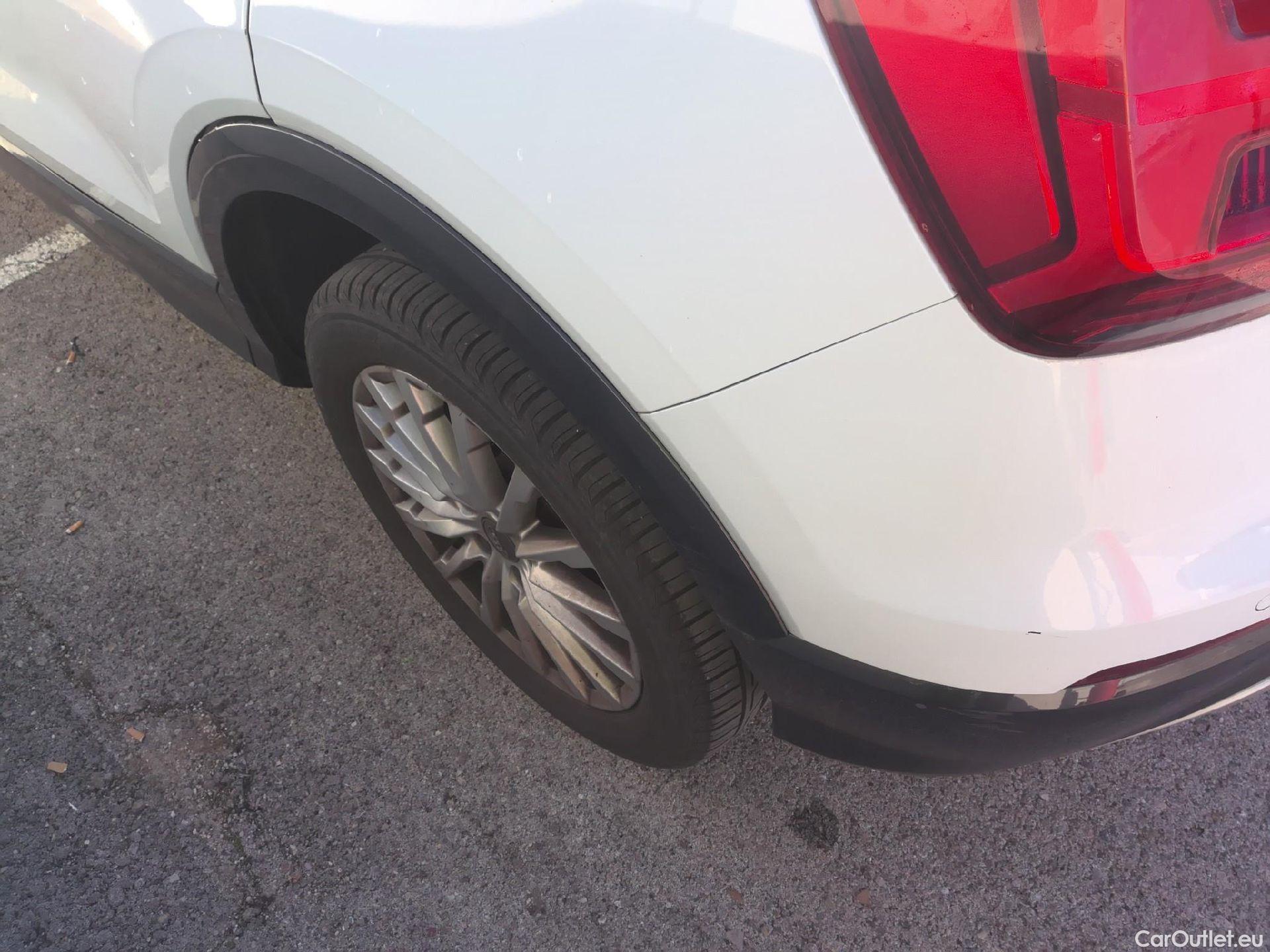  Audi  Q2 AUDI  / 2016 / 5P / todoterreno Design 30 TFSI 85kW (116CV) #12