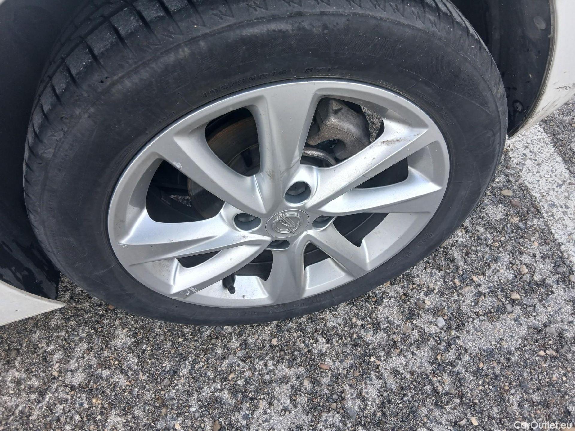  Opel  Corsa OPEL  1.2T XHL 74kW (100CV) Elegance #15