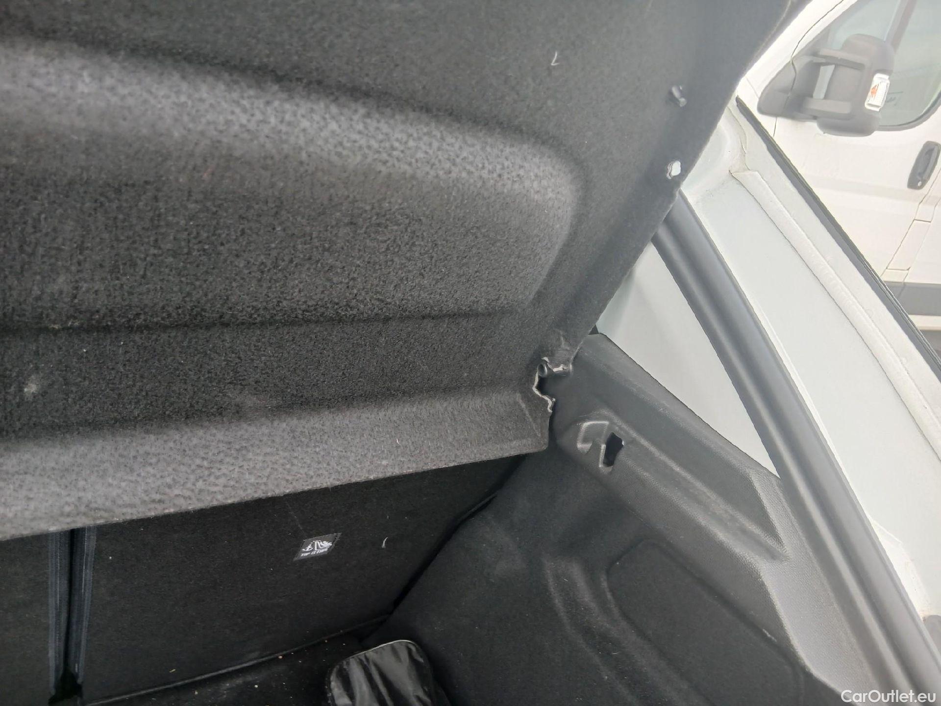  Opel  Corsa OPEL  1.2T XHL 74kW (100CV) Elegance #3