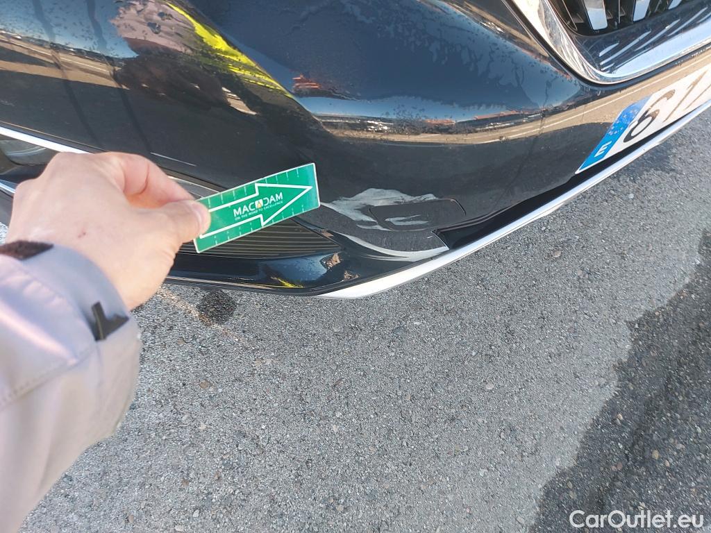  Peugeot  3008 PEUGEOT  / 2016 / 5P / todoterreno 1.2 PURETECH 96KW (130CV) ALLURE S&S #32